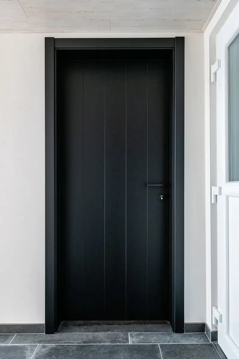 Vlakke deur gelakt + schuifdeur + deur met glas in Ninove, gemaakt en geplaatst door Jacobs Binnendeuren (foto 2 van 6)