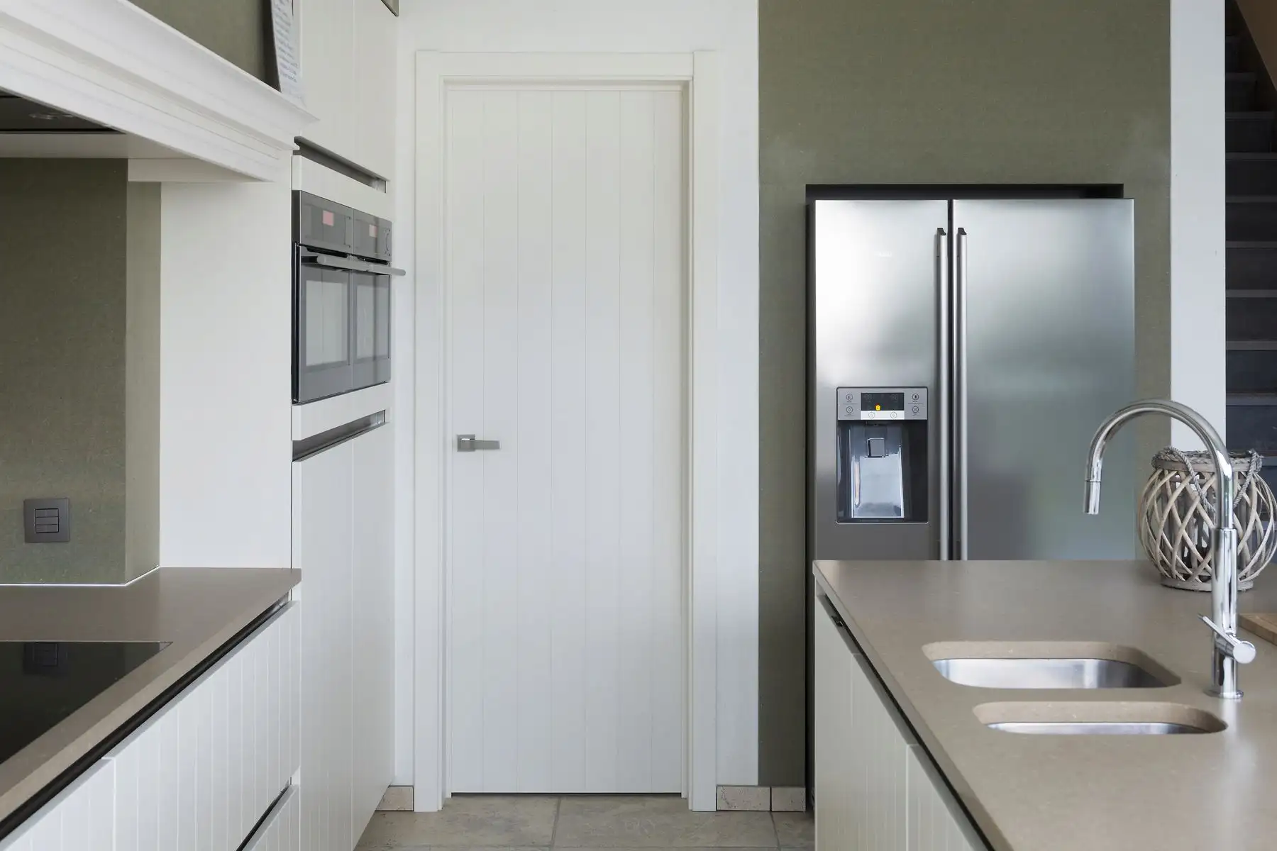Style Gamma + FUN 90 LAK in Herzele, gemaakt en geplaatst door Jacobs Binnendeuren (foto 2 van 6)