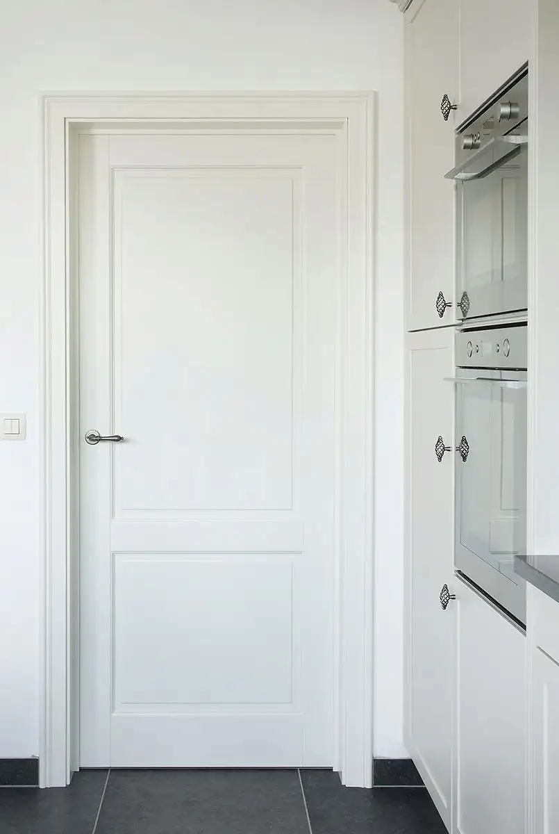 Style Gamma, Volle MDF deuren in Sint-Pieters-Kapelle, gemaakt en geplaatst door Jacobs Binnendeuren (foto 2 van 6)
