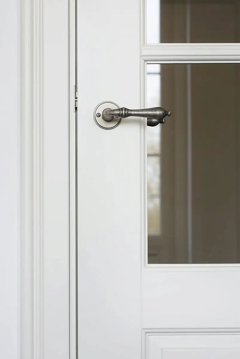Style Gamma, Volle MDF deuren in Sint-Pieters-Kapelle, gemaakt en geplaatst door Jacobs Binnendeuren (foto 6 van 6)